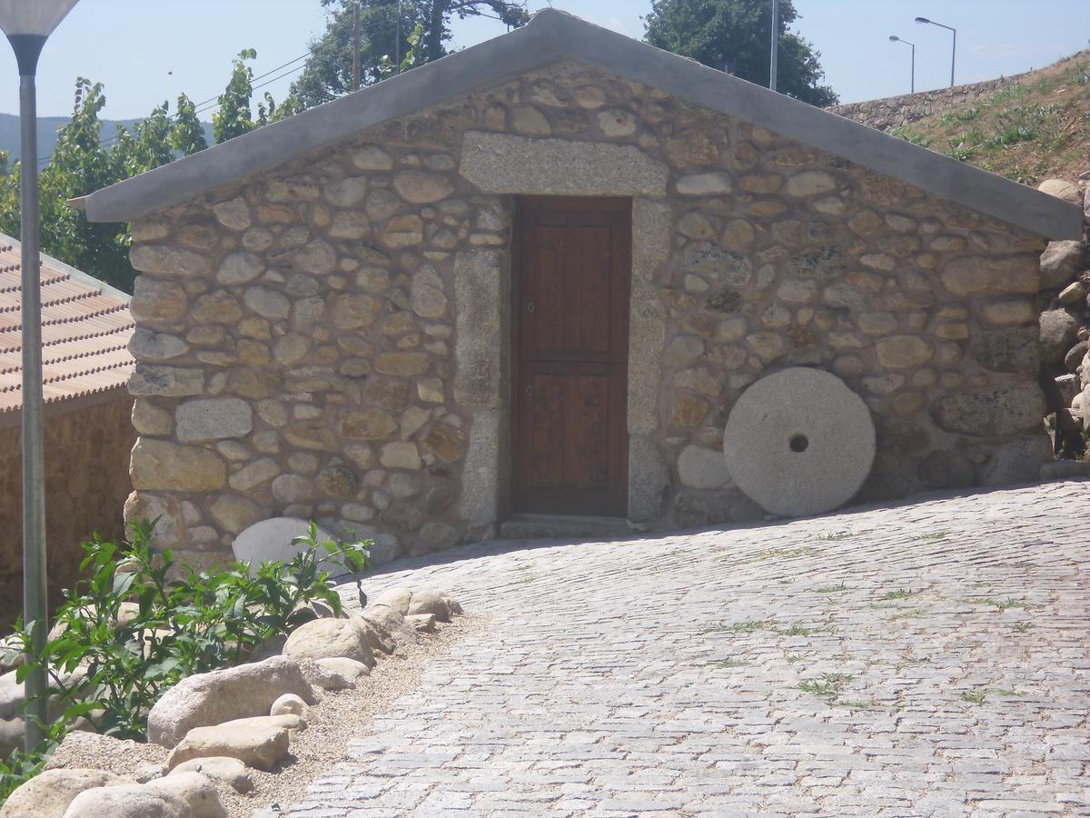 Pensao Estrela Hotel Unhais Da Serra Exterior foto